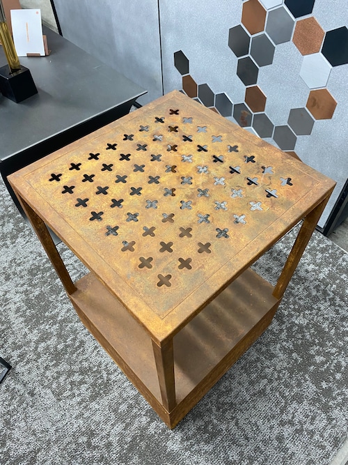 2shelves_ironrack_small_4 創作板金屋オーダーメイド・アイアン2段ラック・小(ヴィンテージ仕上げ)