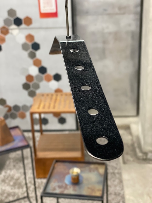 hunger_hole_2 創作板金屋オーダーメイド・ステンレスハンガー(穴あき)